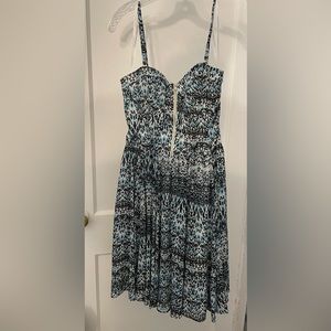 Guess womans dress size 10 with adjustable/removable straps